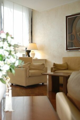 Hotel Continental Brescia - Photo3
