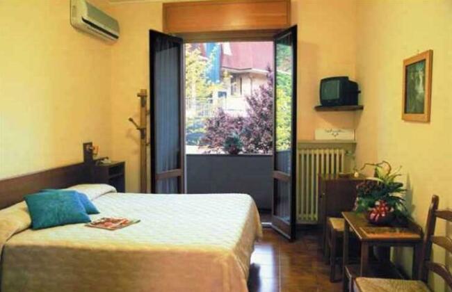 Hotel Alex Salsomaggiore Terme - Photo2