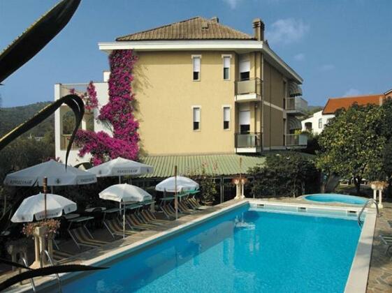 Hotel Bellavista San Bartolomeo al Mare - Photo2