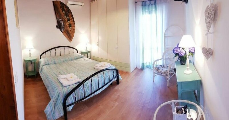 Bed And Breakfast Casale Isorella - Photo3