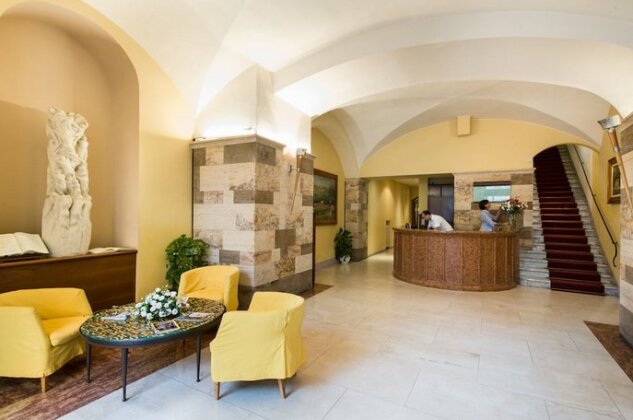Hotel La Cisterna - Photo2
