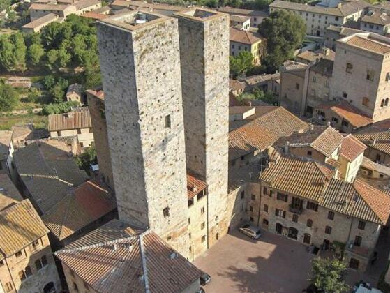 Torre Di San Gimignano - Photo3