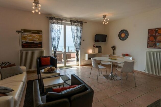 Casa Mastena Vista Lago - Photo4