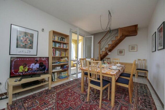 Residence Romina Lakeview Apt - Photo3