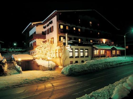 Hotel Albergo Dolomiti