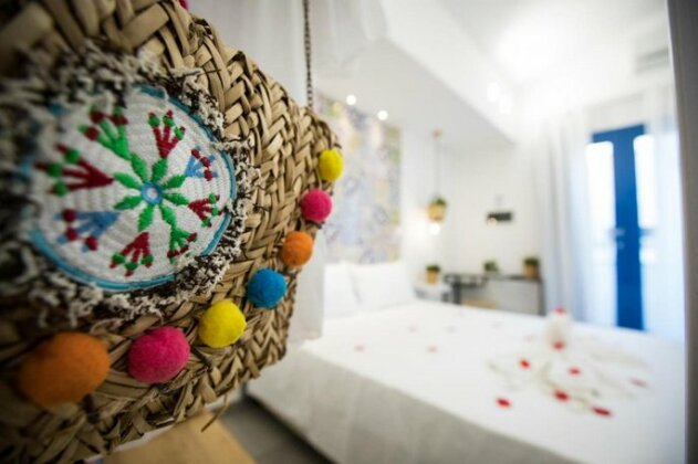 Acquaro Suite Rooms - Photo4