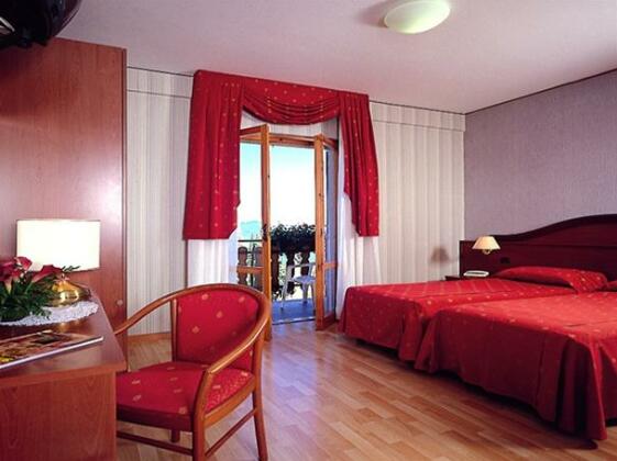Hotel Diana San Zeno di Montagna - Photo5