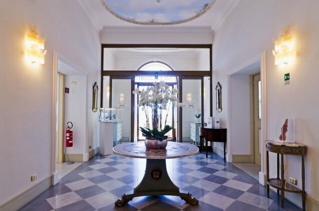 Hotel De Paris Sanremo - Photo3