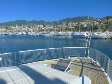 Sanremo First - Boats&Breakfast & Charter