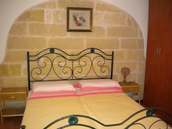 Leuca Residence