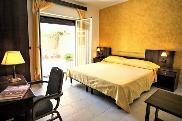 Hotel Marabel - Photo5