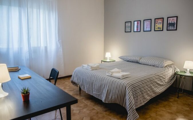 Fab Four Guest House - Photo2