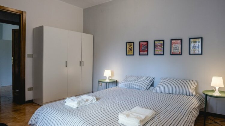 Fab Four Guest House - Photo3