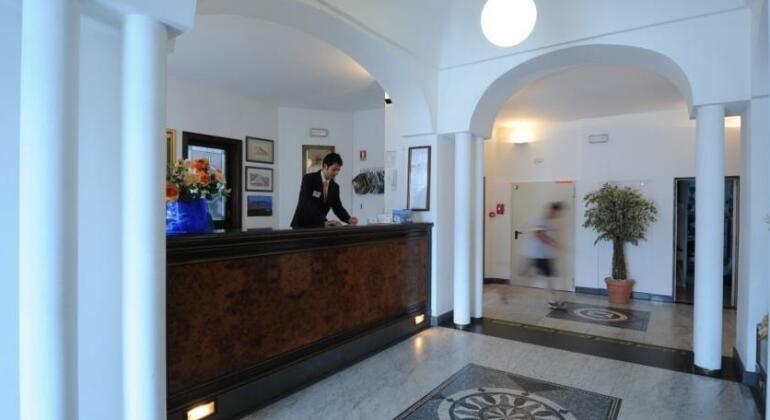 Hotel Talao - Photo3