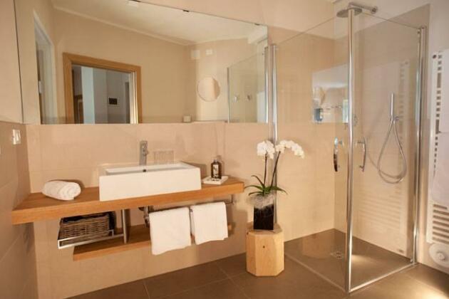 Hotel Mitterplatt Schenna Resort - Photo4