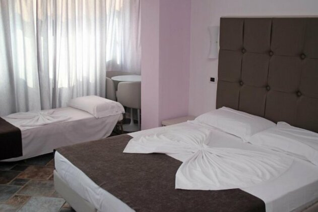 BB Oasis Scilla - Photo4