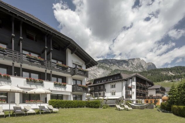 Hotel Tyrol Selva Di Val Gardena - Photo5
