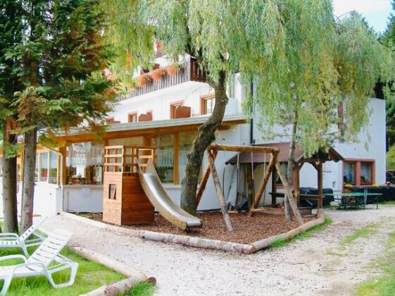 Laugen Cafe Pizza B&B - Photo2