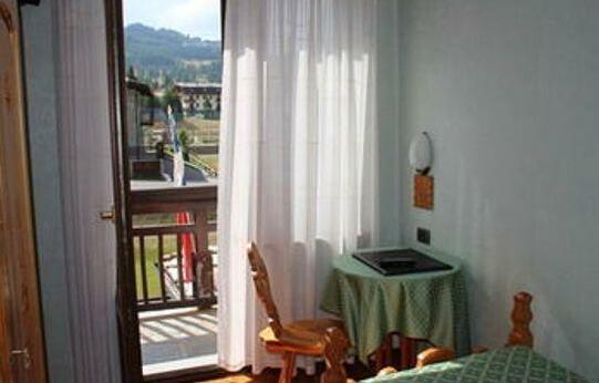 Hotel Banchetta - Photo4