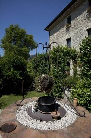 Valle Dell'Aquila Country House