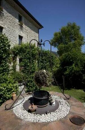 Valle Dell'Aquila Country House