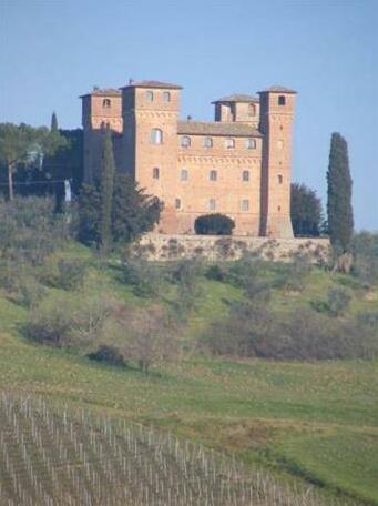 Castello Delle Quattro Torra - Photo2