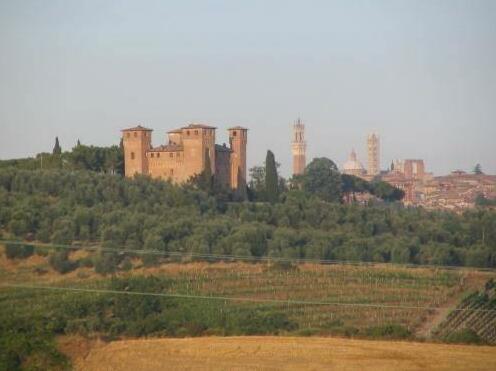 Castello Delle Quattro Torra - Photo3