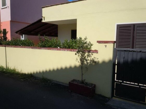  Photo 2