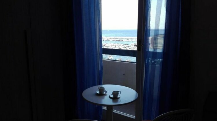 Bed Cafe - Photo3
