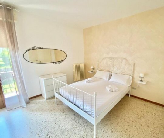 Isa Sirmione Apartments - Photo5