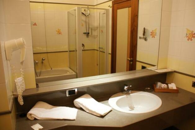 Solofra Palace Hotel & Resort - Photo5