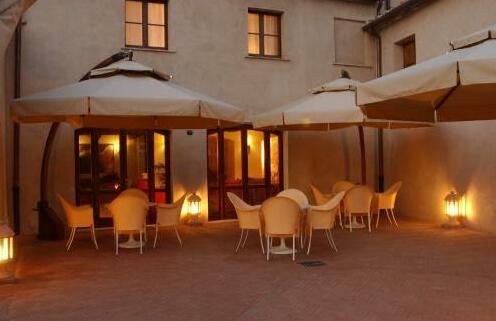 Sovana Hotel & Resort - Photo4