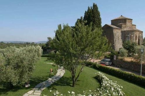 Sovana Hotel & Resort - Photo5