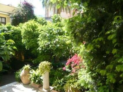 DolceVitaSorrento Guest House - Photo2