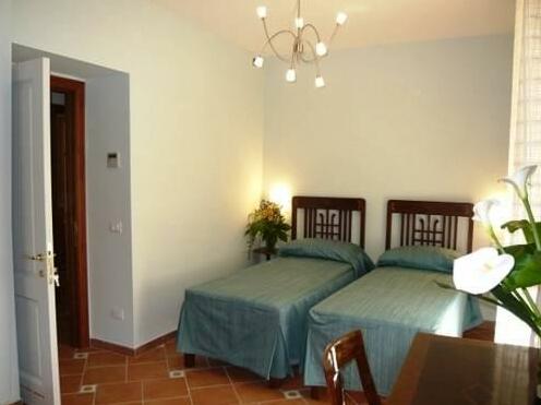 DolceVitaSorrento Guest House - Photo3