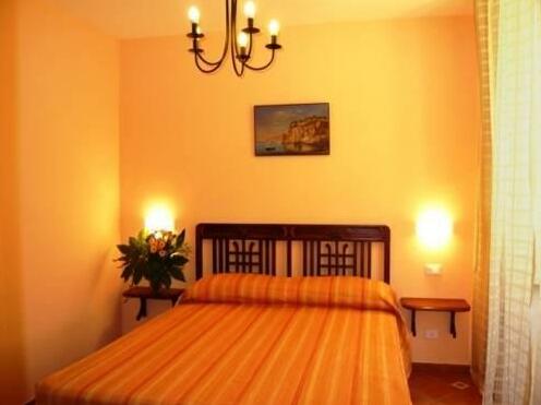 DolceVitaSorrento Guest House - Photo4