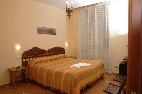 DolceVitaSorrento Guest House - Photo5