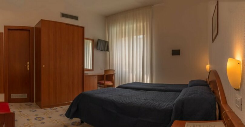 Hotel La Meridiana Sorrento - Photo5