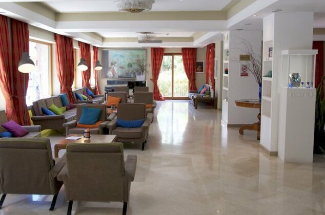 Hotel Tirrenia Sorrento - Photo4