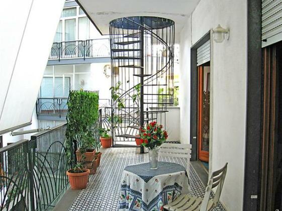 Interhome - Nice Terrace - Photo3