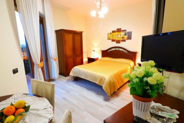 Maresca Residence - Photo2