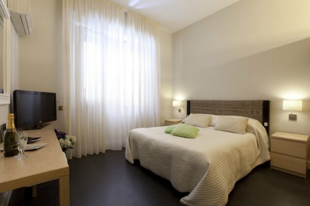 Sorrento Apartments - Photo3