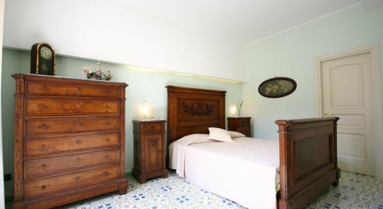Sorrento Inn Guesthouse - Photo5
