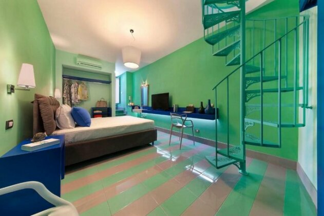 Suite Home Sorrento - Photo2