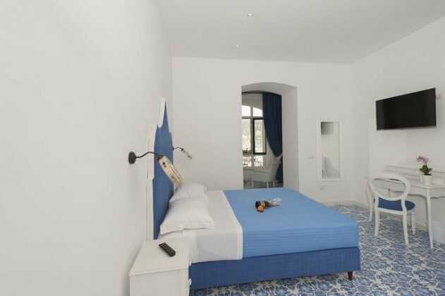 Surriento Suites - Photo4