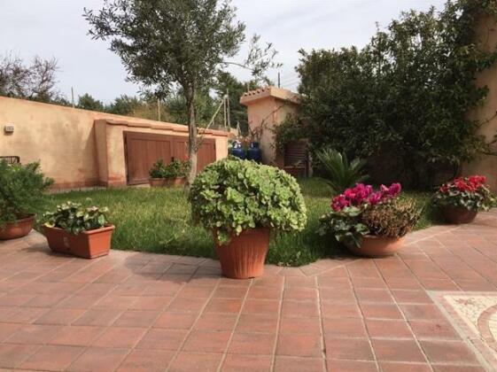Eden Beach Holiday Home - Photo2