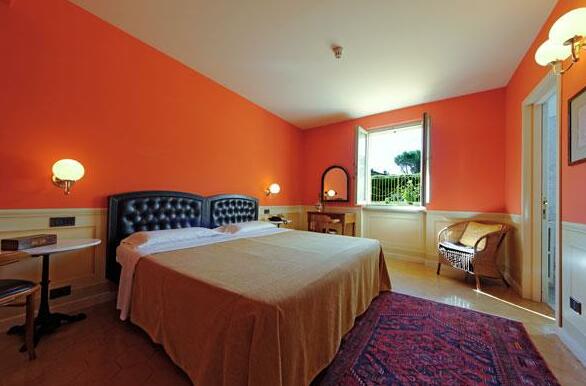 Hotel San Luca Spoleto - Photo4