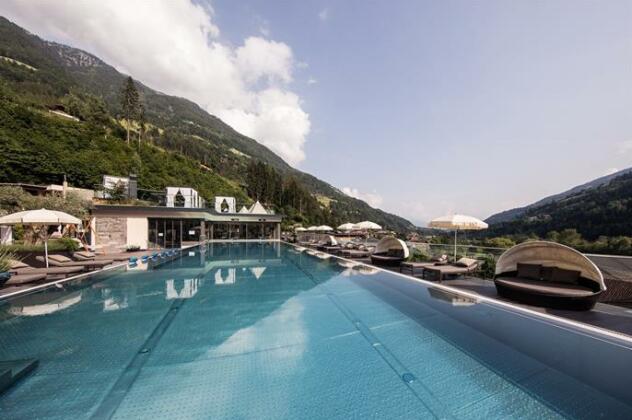 Quellenhof Luxury Resort Passeier - Photo2