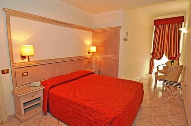 Hotel Moderno Stresa - Photo5