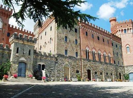 Castello di Valenzano - Photo4
